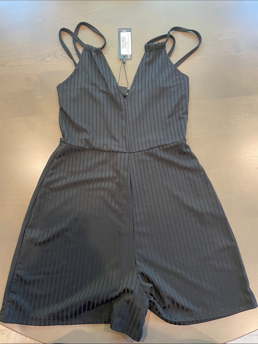PrettyLittleThing Black Ribbed V-Neck Strappy Romper